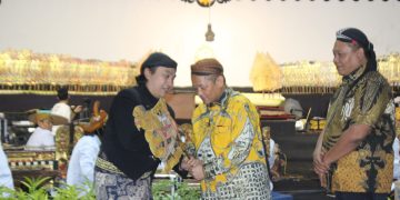 Pagelaran Wayang “Semar Mbangun Kahyangan” di Pagu Tekankan Pelestarian Budaya dan Nilai Kepemimpinan