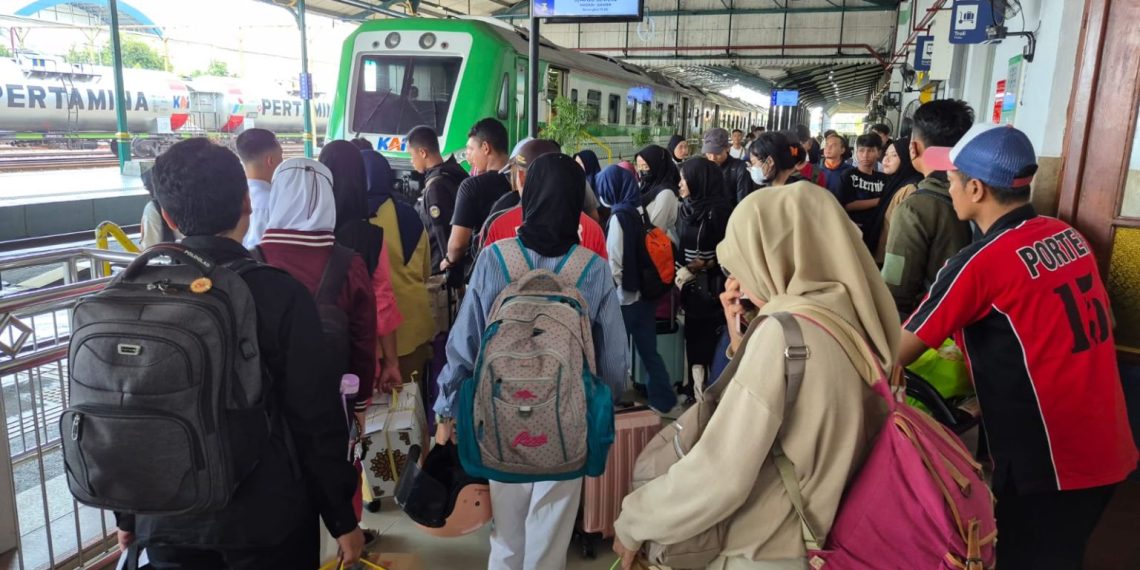 Kinerja Angkutan Penumpang KAI Daop 7 Madiun Meningkat pada November 2025
