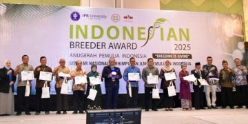 Ketua DPP LDII Rubiyo Raih Indonesian Breeder Award 2025 untuk Dampak Sosial