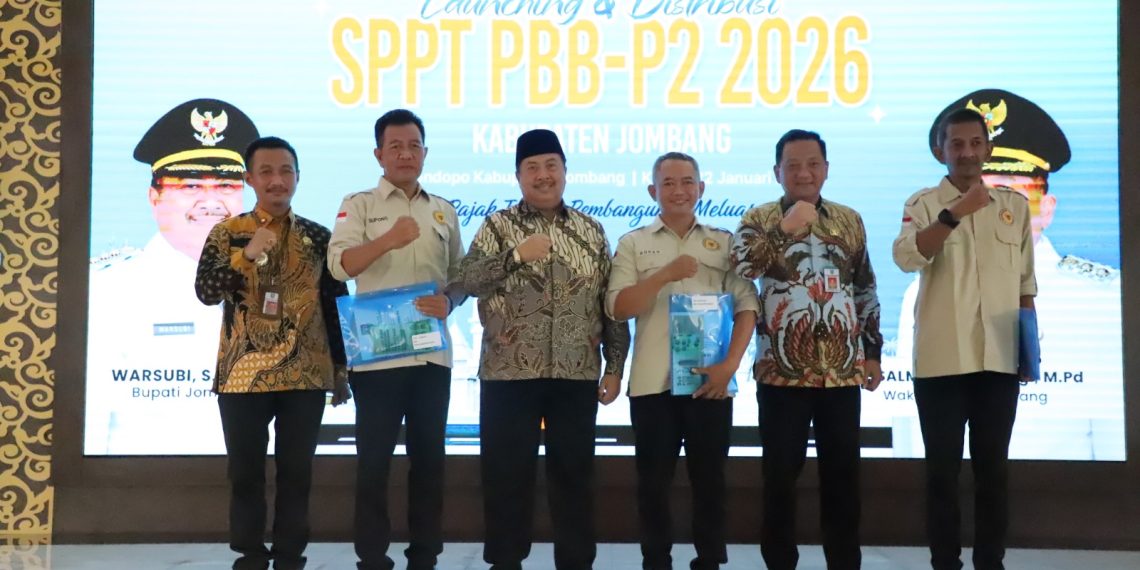PBB-P2 Jombang 2026 Resmi Diluncurkan, Bupati Warsubi Turunkan Ketetapan Pajak hingga Rp15,1 Miliar