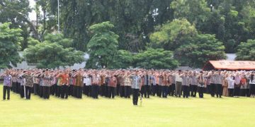 Awali Kerja 2026, Bupati Warsubi Tekankan Disiplin ASN dan Dorong Pelayanan Publik Lebih Berkualitas