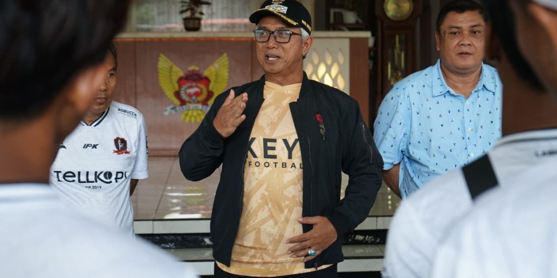 Wakil Wali Kota Kediri Lepas Tim Inter Kediri Berlaga di 32 Besar Liga 4 Piala Gubernur Jatim