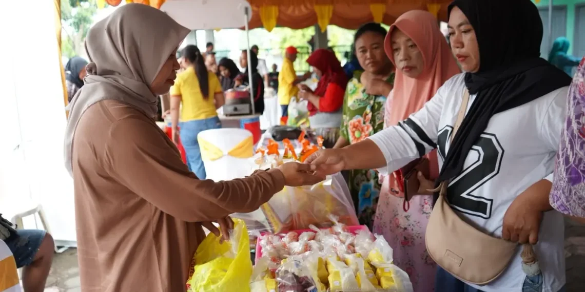 Pasar Murah Digelar di Desa Nyawangan untuk Kendalikan Inflasi Jelang Nataru