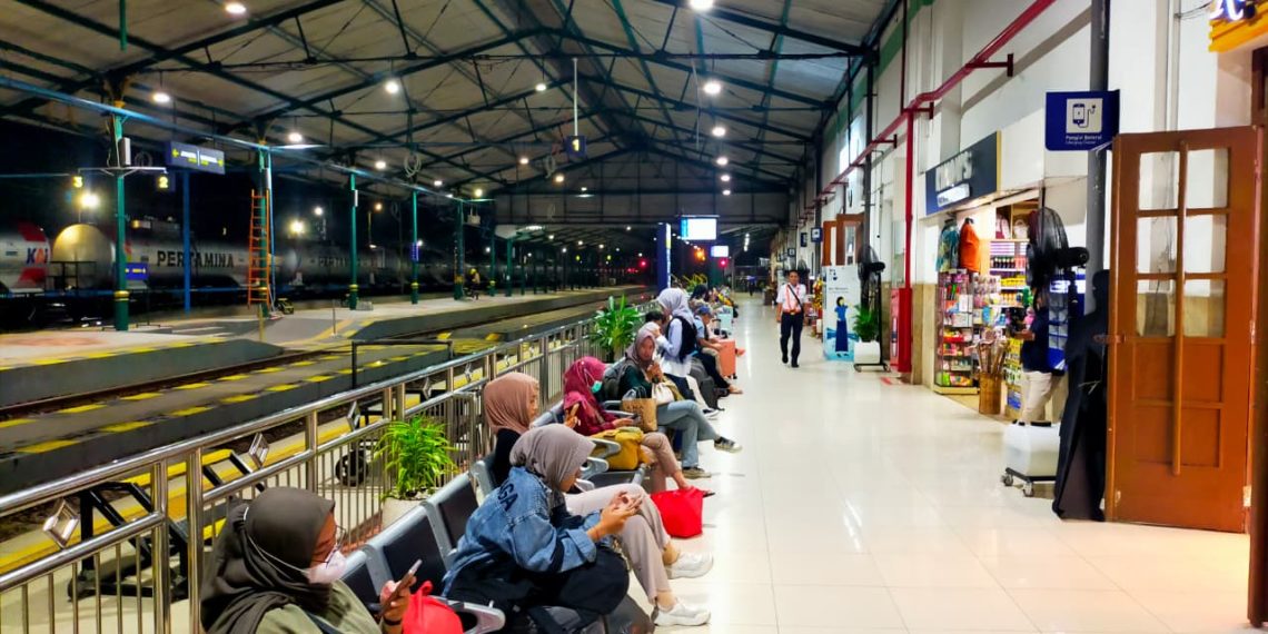 Angkutan Nataru 2025/2026, KAI Daop 7 Madiun Berangkatkan 176.348 Penumpang