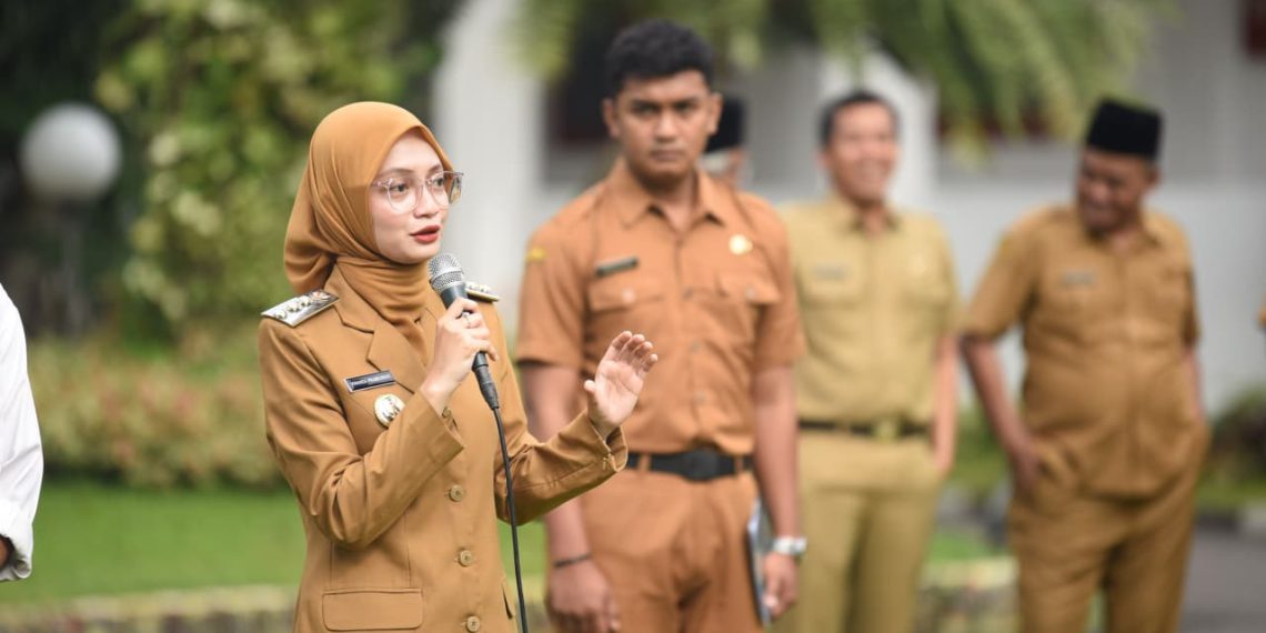 Wali Kota Kediri Tekankan Peningkatan Layanan Publik dan Disiplin ASN saat Apel Pagi
