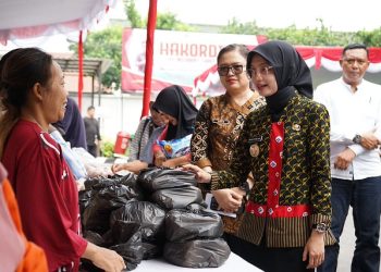 Wali Kota Kediri Buka Operasi Pasar Murni, Stabilkan Harga Bahan Pokok Jelang Natal dan Tahun Baru