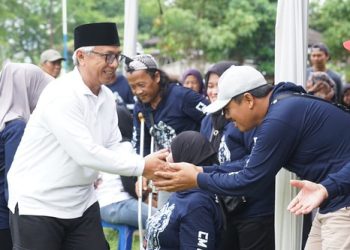 Gus Qowim Apresiasi Sepeda Sehat Hari Kesaktian Pancasila di Banaran Kediri