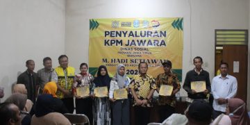 Dinsos Jatim Salurkan Bantuan KPM JAWARA, 72 Warga Kediri dan Surabaya Terima Rp3 Juta Modal Usaha
