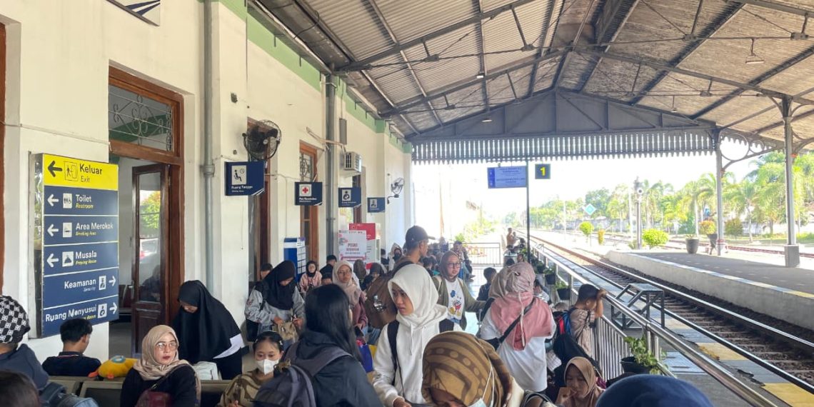 Hari ke-5 Angkutan Nataru, KAI Daop 7 Madiun Layani 41 Ribu Penumpang Berangkat dan 45 Ribu Tiba