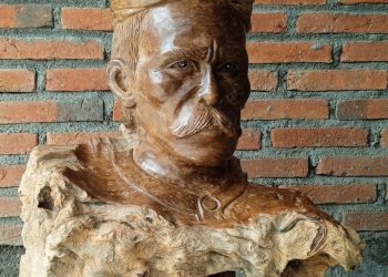 Bupati Blora Hadiahkan Patung Tirto Adhi Soerjo dan Samin Surosentiko untuk PWI Pusat di HPN 2026