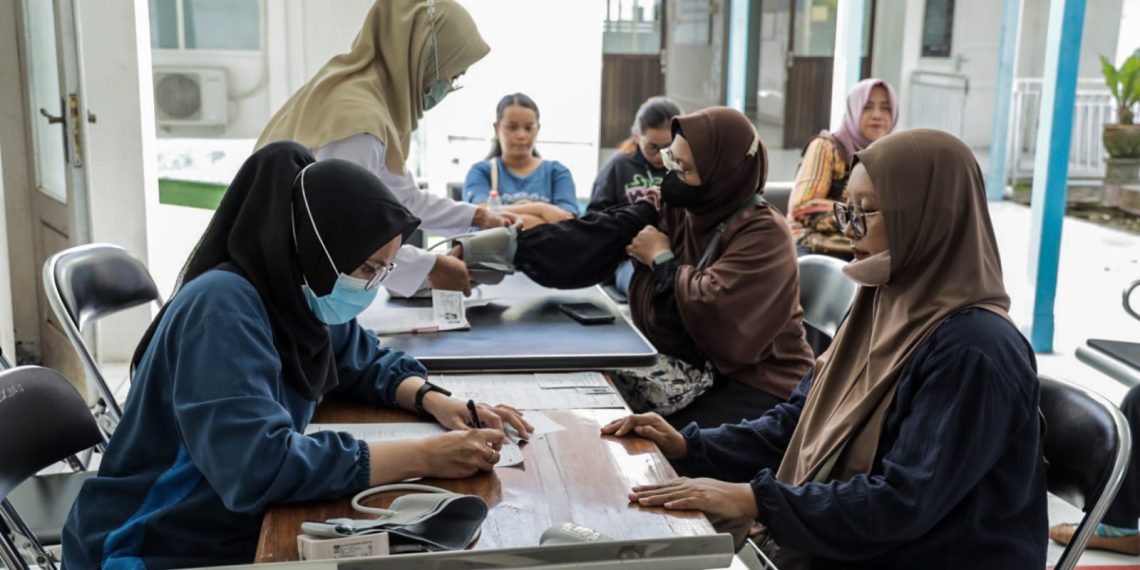 Lewati Target, Program Safari KB Gratis di Kota Kediri Diserbu Puluhan Peserta