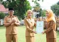 Pesan Mbak Wali Saat Serahkan SK Kenaikan Pangkat 32 ASN Kediri: Layani Warga dengan Senyum!