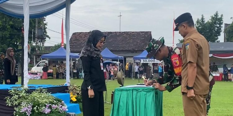 Resmi Dibuka, TMMD ke-127 di Desa Gadungan Kediri Sasar Jalan Tembus 1,6 KM hingga Ketahanan Pangan