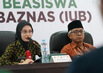 Wujudkan SDM Unggul, Wali Kota Vinanda Serahkan Beasiswa IUB Baznas kepada 40 Mahasiswa