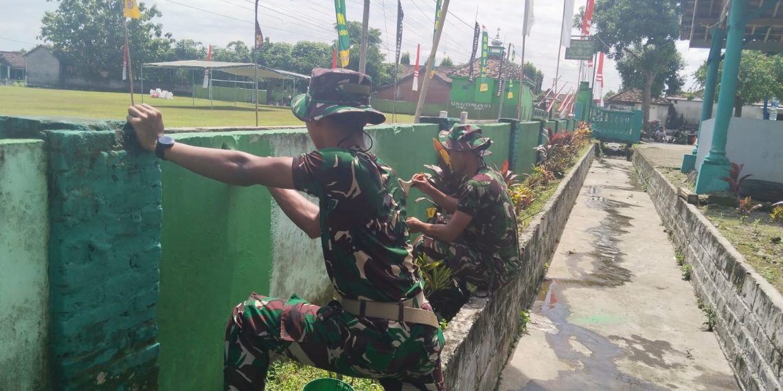 Sambut Ramadan 1447 H, Satgas TMMD ke-127 Percantik Masjid Baitul Huda di Desa Gadungan