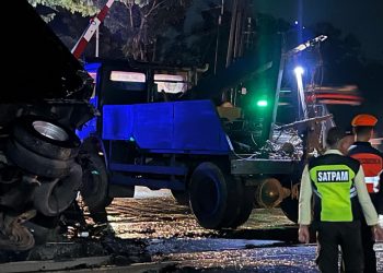 Truk Tabrakan di Perlintasan Saradan-Bagor, KAI Daop 7 Madiun Ingatkan Disiplin Lalu Lintas