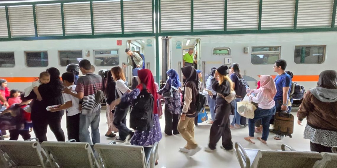 KAI Daop 7 Madiun Tambah KA Brantas untuk Antisipasi Lonjakan Penumpang Nataru 2025/2026