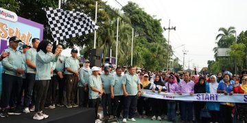 Wali Kota Kediri Ikuti Jalan Sehat LKK dan Launching Mobil Pelayanan Masyarakat
