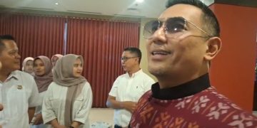 Rio Febrian Meriahkan Peresmian Jalan Stasiun Kediri di Malam Tahun Baru