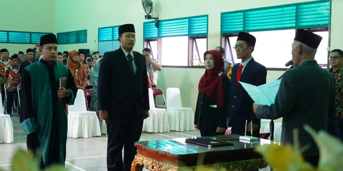 Persiapkan Pilkades Serentak, Pemkab Kediri Resmi Lantik Pj Kepala Desa Jongbiru