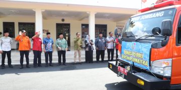 Bupati Jombang Lepas Bantuan Kemanusiaan untuk Korban Bencana di Sumatera