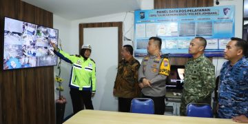 Bupati Jombang Warsubi Pastikan Natal 2025 Aman dan Kondusif