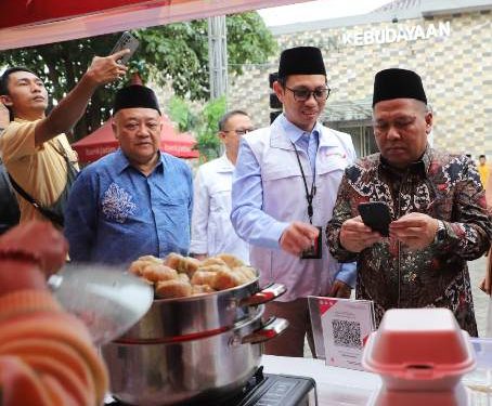 Sinergi Ekonomi dan Religi: Bazar Murah UMKM Ramadan Kareem Bank Jatim Sapa Warga Jombang