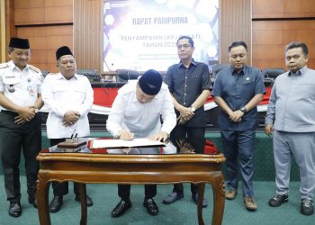Sampaikan LKPj 2025, Bupati Warsubi Beberkan Kenaikan IPM Jombang hingga 76,37 Persen