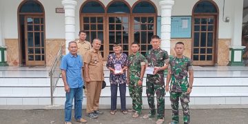 Satgas TMMD ke-127 Salurkan Al Quran ke 13 Rumah Ibadah di Desa Gadungan Saat Ramadan