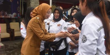 Wali Kota Kediri Vinanda Prameswati Apresiasi Bakti Sosial HDCI dan Polres Kediri Kota