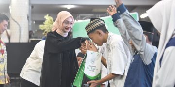 Sinergi Ulama dan Umara, Mbak Wali Santuni Ratusan Anak Yatim di Ponpes Wali Barokah