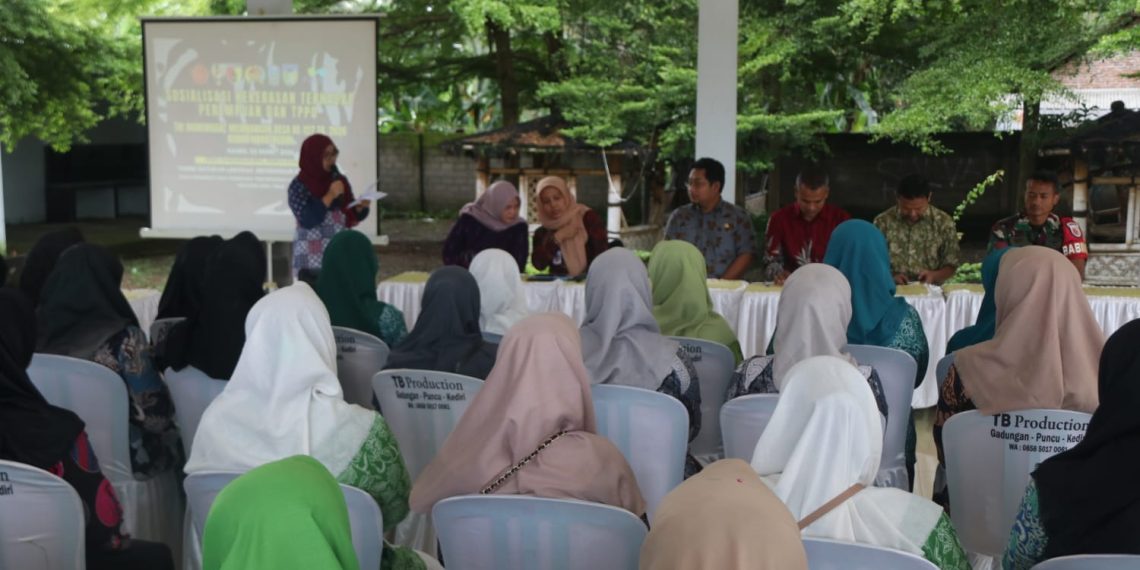 TMMD ke-127: Warga Desa Gadungan Diedukasi Cegah Kekerasan Perempuan dan TPPO