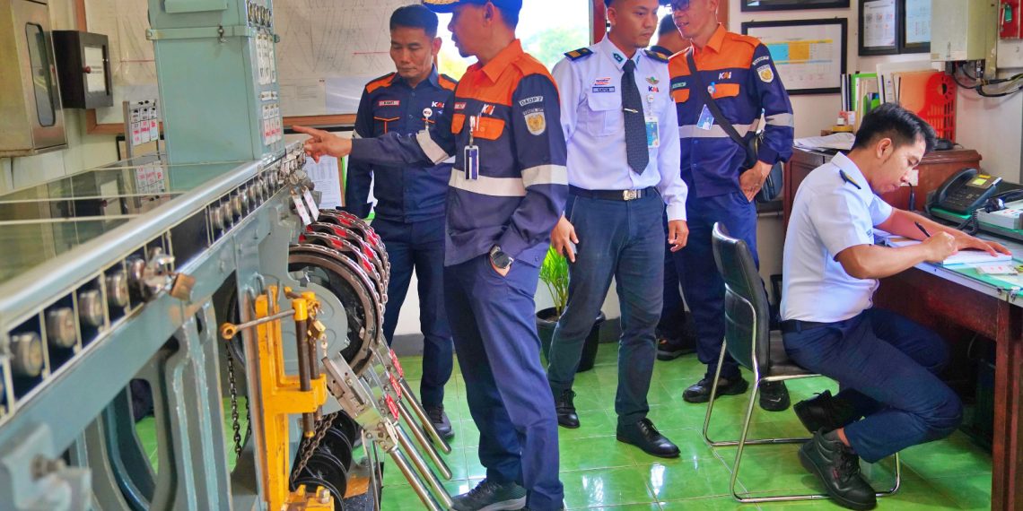 Sambut Mudik 2026, KAI Daop 7 Madiun Inspeksi Jalur Talun–Tulungagung Gunakan Lori Dresin