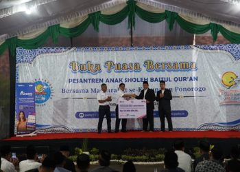 Apresiasi Pejuang Alquran, KAI Daop 7 Madiun Salurkan Bingkisan Rp50 Juta untuk Guru Ngaji Gontor