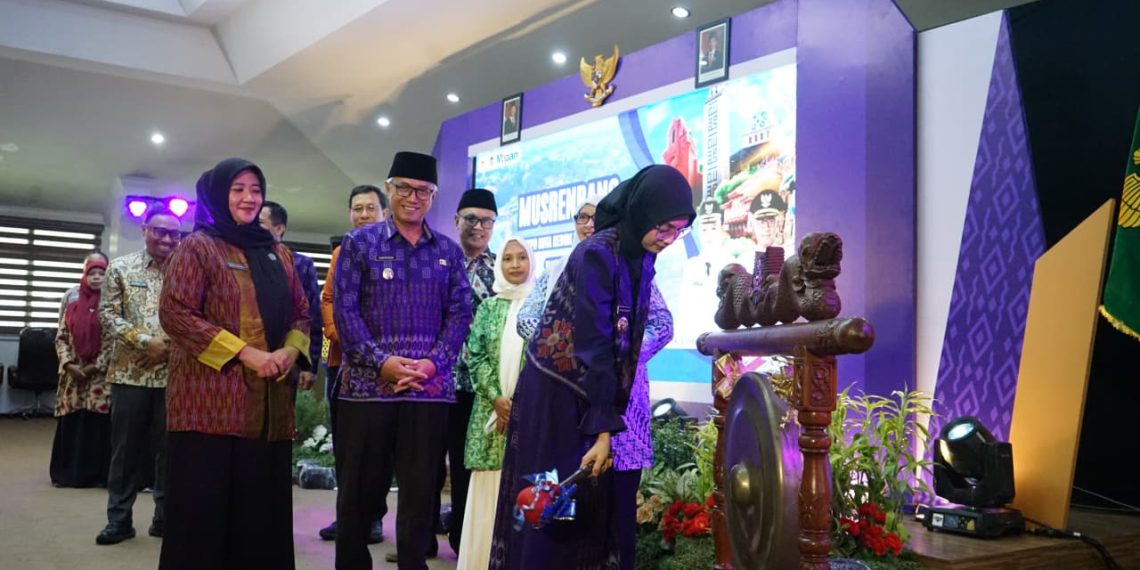 Mbak Wali Paparkan Isu Strategis Musrenbang 2027: Fokus Layanan Dasar dan Penguatan Daya Tarik Kota