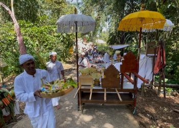 Sambut Nyepi Saka 1948, Umat Hindu Jombang Gelar Ritual Melasti di Lereng Gunung Anjasmoro