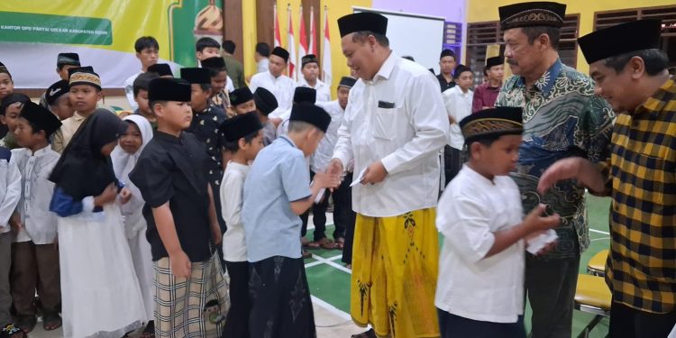 Akhiri Program “Ramadan Happy”, Golkar Kabupaten Kediri Santuni Ratusan Anak Yatim