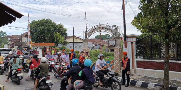 Dua Insiden Kereta Api Tertemper OTK dan Motor di Daop 7 Madiun, KAI Ingatkan Kedisiplinan Jalur Rel