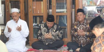 Safari Syawal, Bupati Warsubi Sowan ke Tokoh Agama Perkuat Sinergi Umaro dan Ulama Jombang