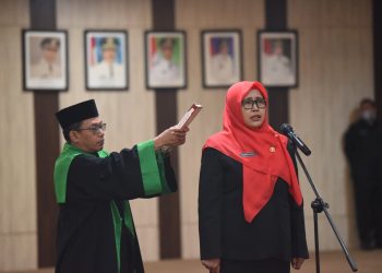 Vinanda Prameswati Lantik Endang Kartika Sari Jadi Pj Sekda Kota Kediri
