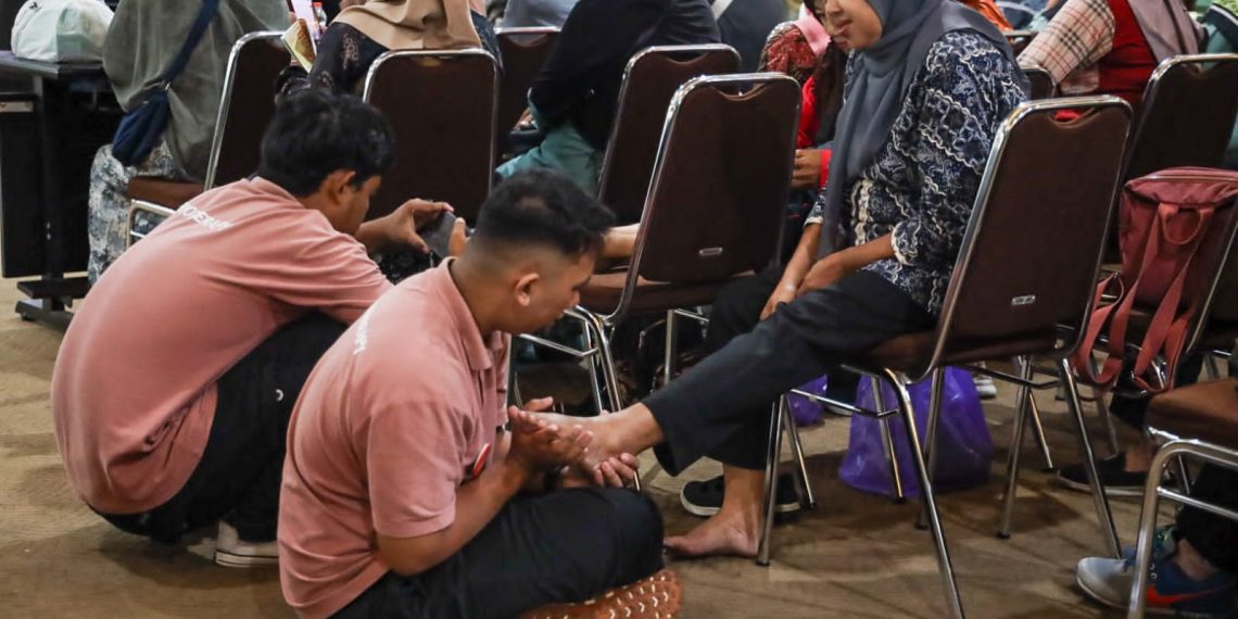 Cegah Komplikasi Kaki Diabetes, Dinkes Kota Kediri Berdayakan 115 Peserta Prolanis Lewat Workshop Senam Kaki