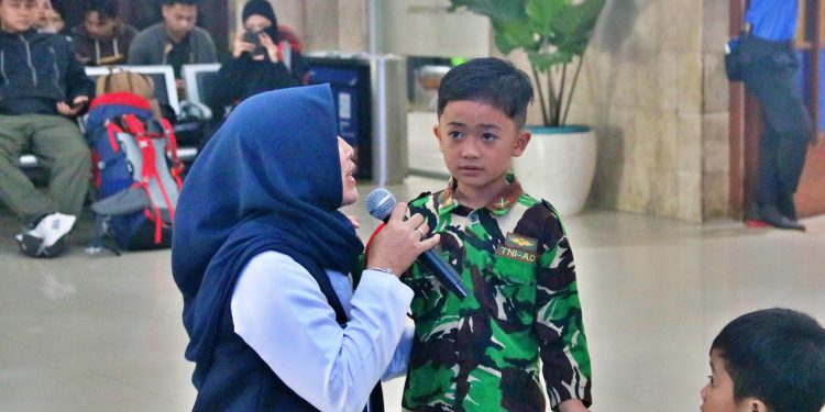 Tanamkan Budaya Safety Sejak Dini, Ratusan Siswa Ikuti Eduspoor KAI Daop 7 Madiun