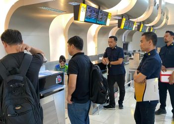 Salahi Izin Tinggal, Kantor Imigrasi Kediri Deportasi Dua Warga Negara Tiongkok