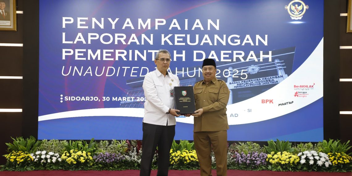Serahkan LKPD 2025, Bupati Warsubi Optimistis Jombang Kembali Raih Opini WTP dari BPK