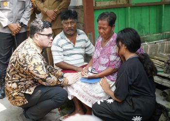 Mas Dhito Pastikan Bunga Kembali Sekolah dan Berikan Modal Usaha