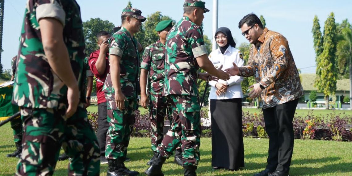 Mas Dhito Dampingi Pangdam V Brawijaya Tinjau Lokasi Yonif TP Ksatria Joyoboyo