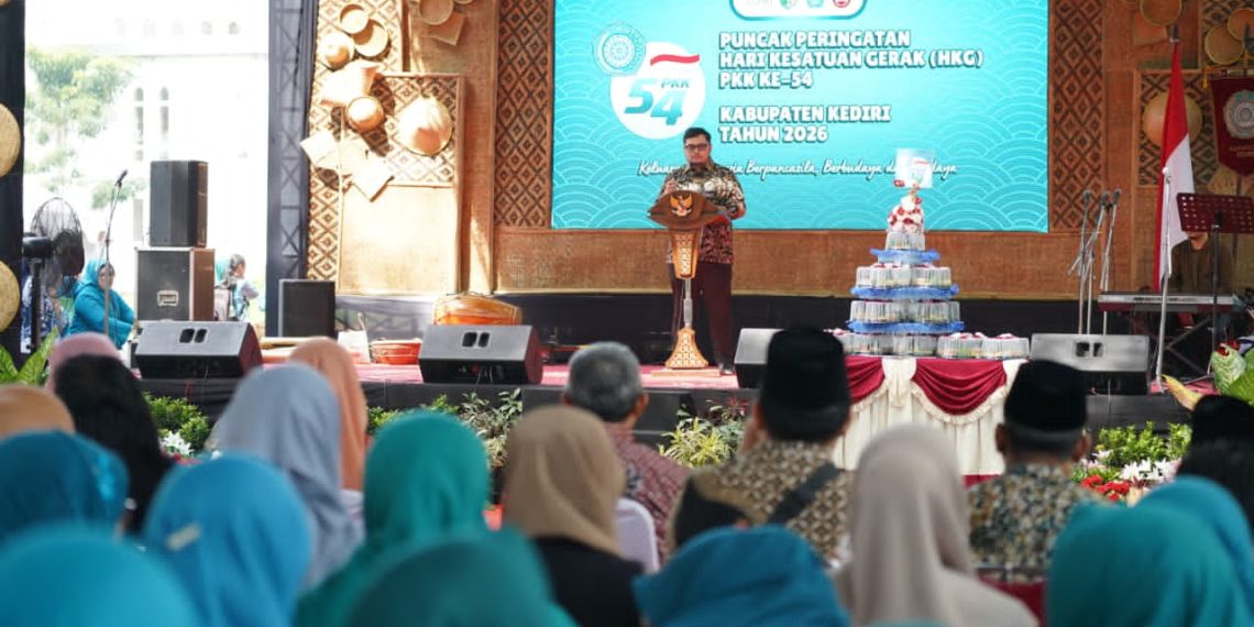 Mas Dhito Berikan Apresiasi Bagi Kader PKK Desa di Puncak HKG ke-54