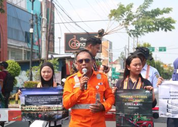 Momentum Harkitnas, KAI Daop 7 Madiun Gandeng Generasi Muda Kampanyekan Keselamatan di Perlintasan Kediri