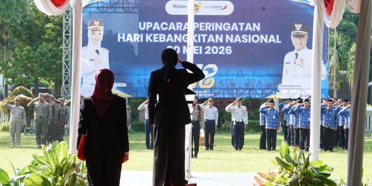 Pimpin Upacara Harkitnas, Mbak Wali Ajak Masyarakat Jaga Tunas Bangsa di Era Digital