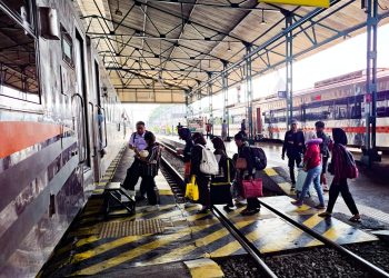 Dampak Gangguan di Stasiun Pasarsenen, KAI Daop 7 Madiun Minta Maaf Atas Keterlambatan Sejumlah Kereta